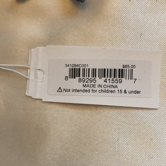 Betsey Johnson Hematite Tone Dark Magic Skeleton Bride Pendant Necklace NWT - Picture 10 of 15